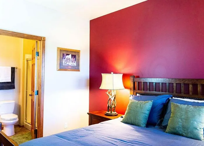 Elegant With Wonderful Views Near Fh Apartament *